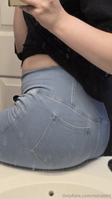 Rozirabbit Leaked OnlyFans