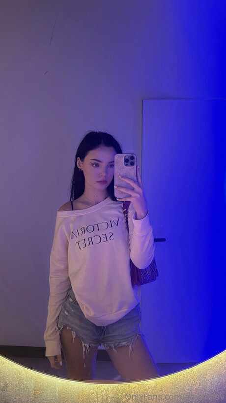 Amelieeluv Brüste OnlyFans