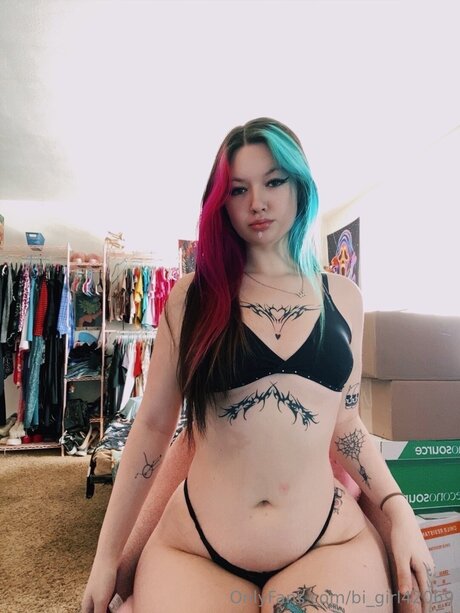 Bi Girl42069 OnlyFans