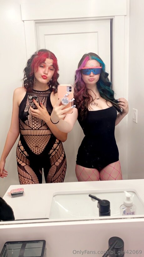 Bi Girl42069 Heiße OnlyFans Inhalte