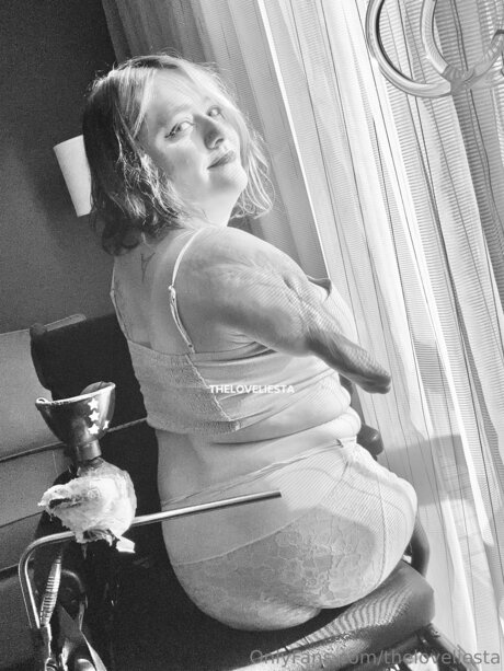 Theloveliesta OnlyFans Pornografie