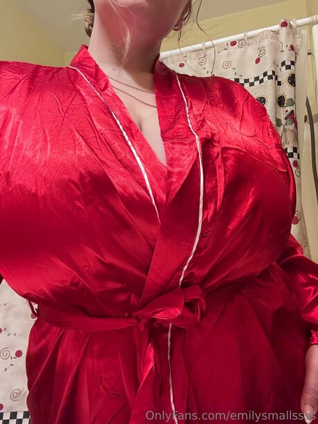 Emilysmallssss OnlyFans Nackt