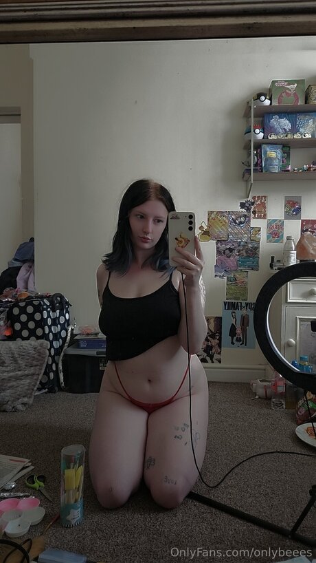 Onlybeees OnlyFans Arsch Leak