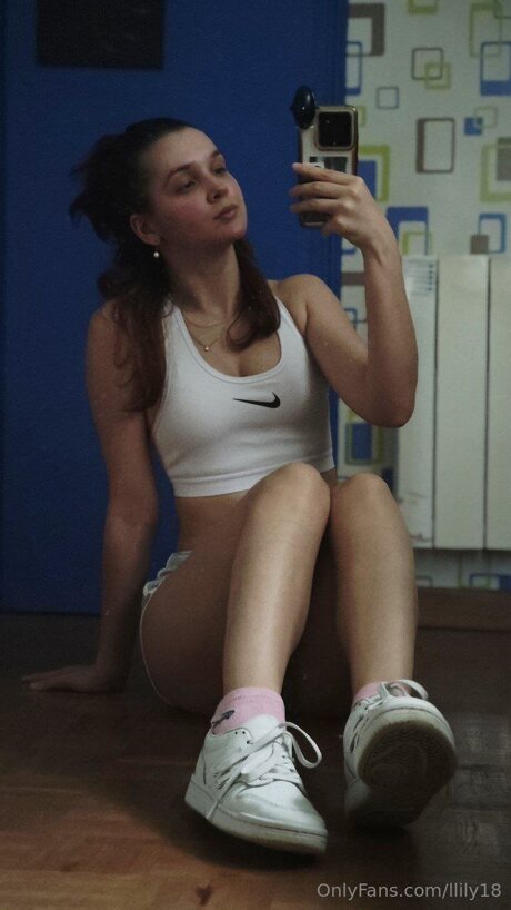 Llily18 Leaked OnlyFans Bilder