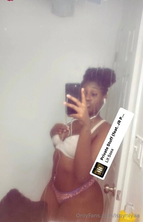 Ispyniyaa Nacktbilder OnlyFans geleakt