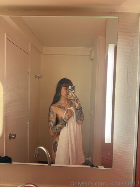 Juste Lilith Nacktbilder geleakt OnlyFans Aufgedeckt