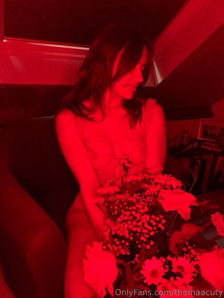 Themaacuty OnlyFans Striptease