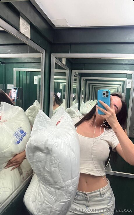 Micaelaa Xxx OnlyFans Gratis Porn