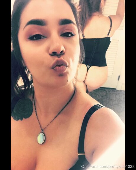 Prettykitty1028 OnlyFans-Komplettinhalte