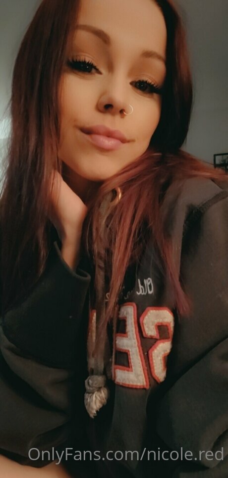 Nicole Red Leak von OnlyFans Pornografie
