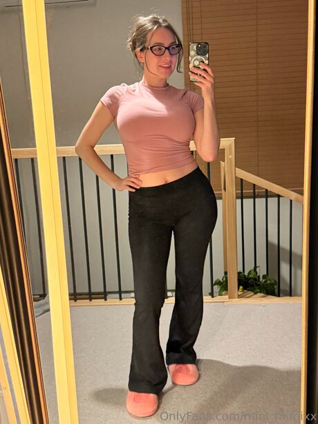 Mini Mimixx OnlyFans Sex