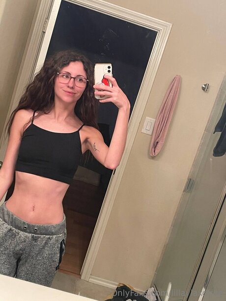 Lillaylaxofree OnlyFans Leak