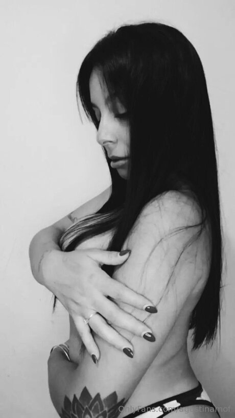Agustinamof OnlyFans Pornografie geleakt