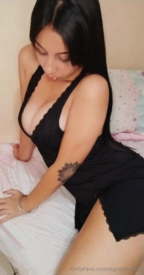 Agustinamof Leaks von Nacktbildern auf OnlyFans