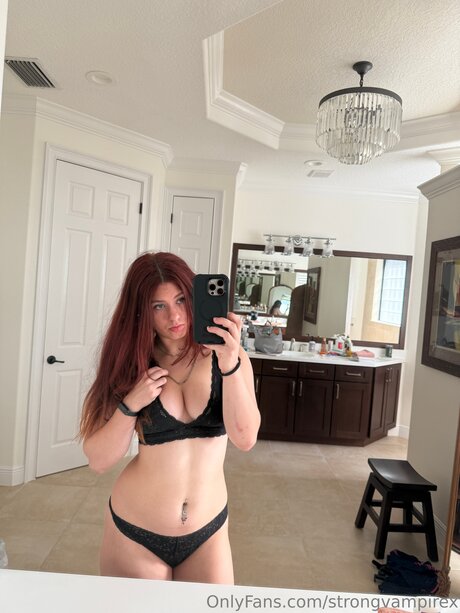 Strongvampirex Nacktbilder geleakt OnlyFans