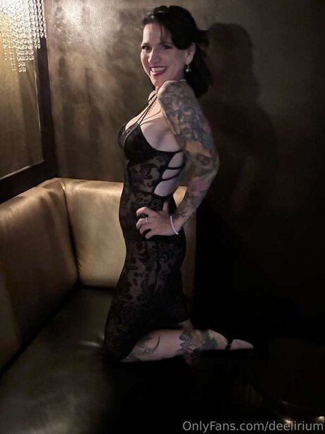 Deelirium Nackt auf OnlyFans