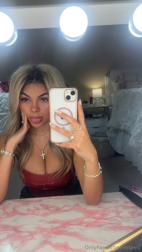 Estee1 Leaked OnlyFans Nacktbilder