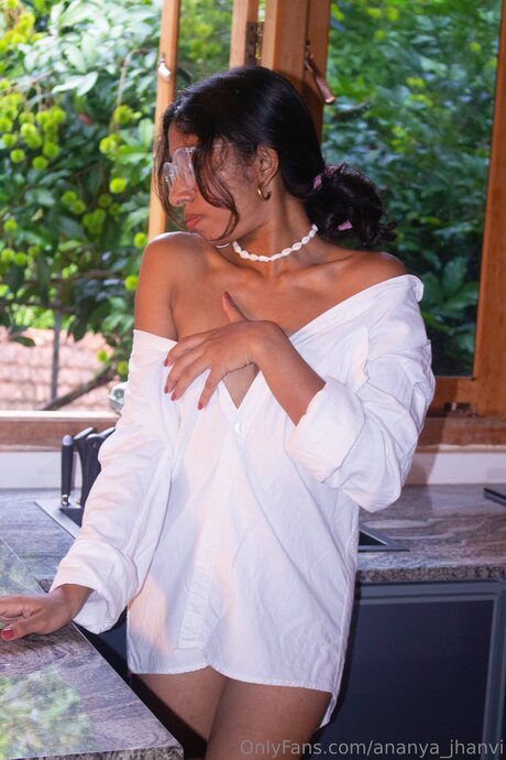 Ananya Jhanvi Nacktbilder von OnlyFans geleakt