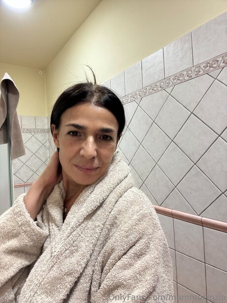Mammacinzia OnlyFans Leak