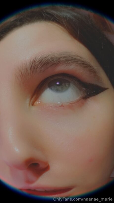 Naenae Marie OnlyFans nackte Brüste