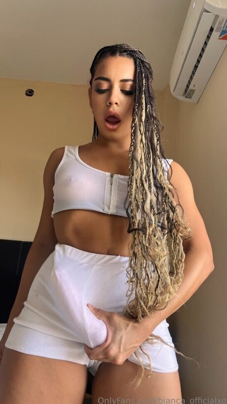 Sssolomia OnlyFans Sextape