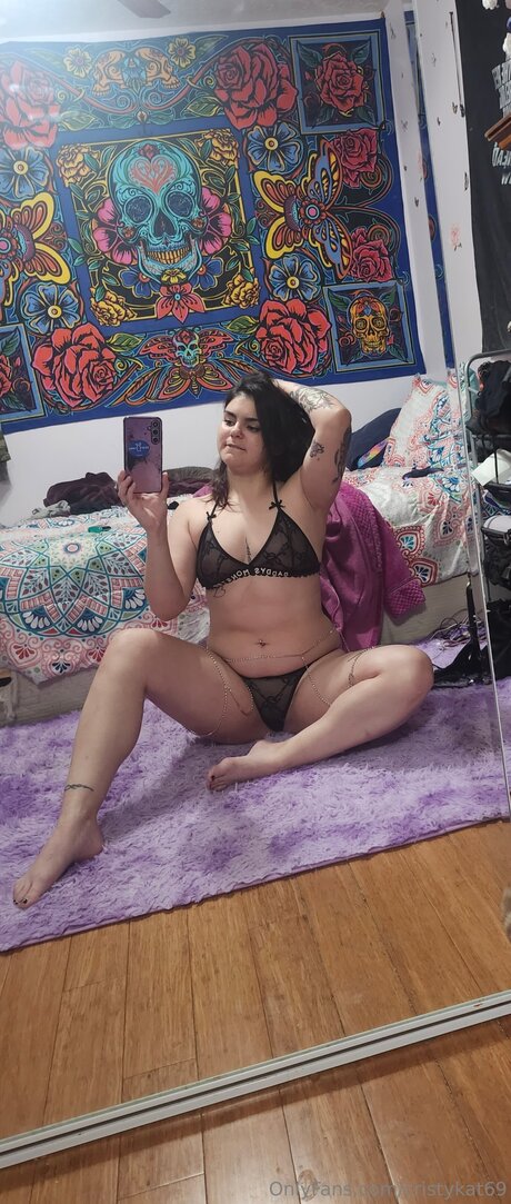 Cristykat69 OnlyFans XXX