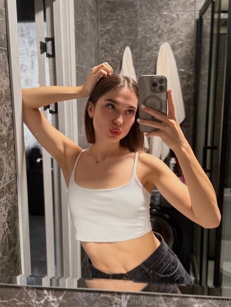 Eva Skyyy OnlyFans-Komplettinhalte