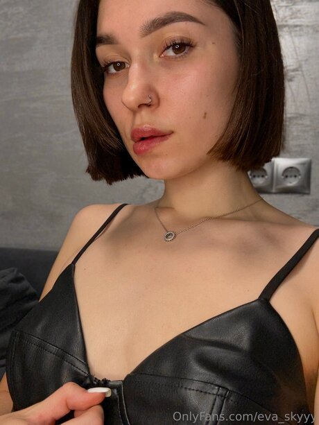 Eva Skyyy Nacktbilder von OnlyFans
