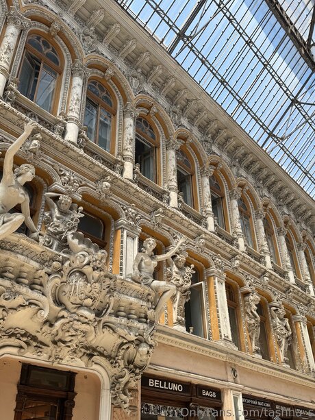 hurenfrau onlyfans Kunst XXX Professionell