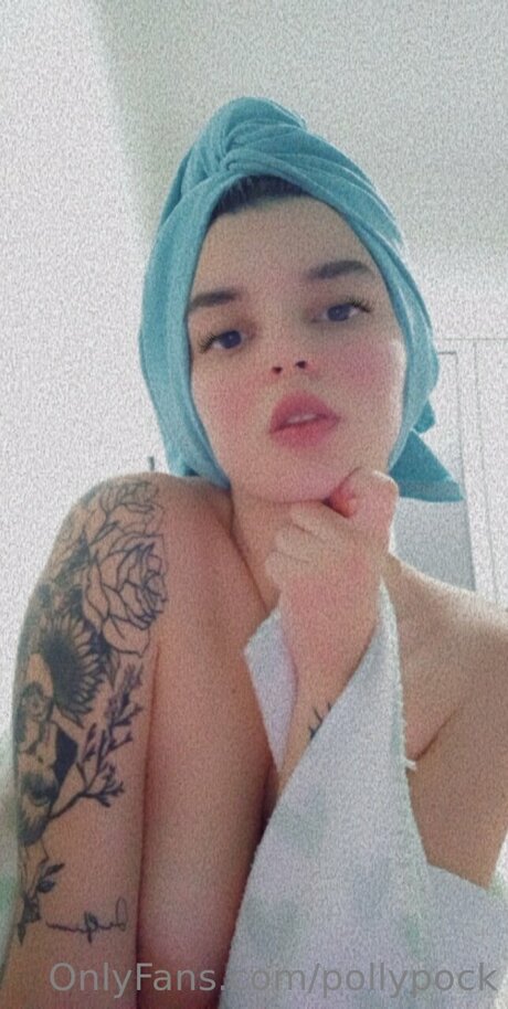 Pollypock Nacktbilder auf OnlyFans