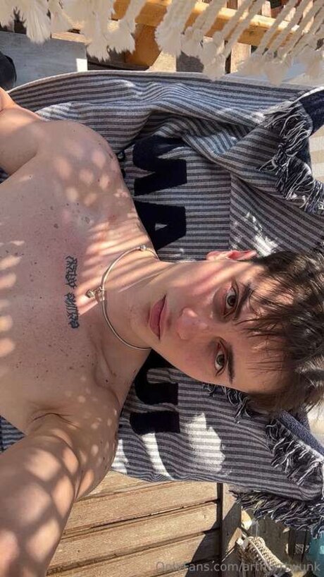 Arthurrtwunk OnlyFans nackt