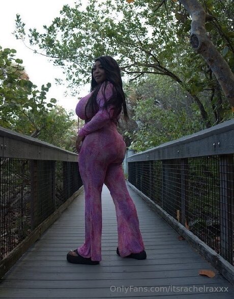 Itsrachelraxxx OnlyFans Striptease