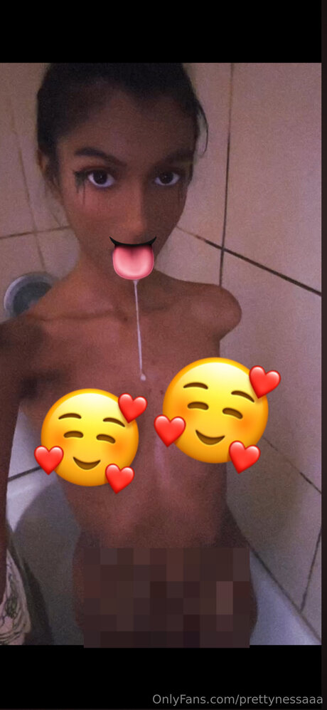 Prettynessaaa Sextape OnlyFans Nacktbilder