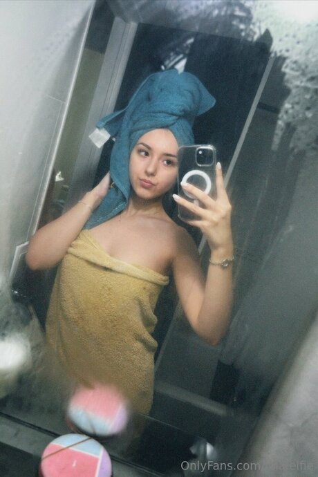 Lola Elfie OnlyFans Pornografie