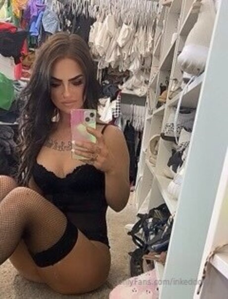 Inkeddoll11 OnlyFans gratis