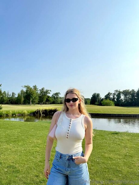 Rinaraye Nackt geleakt OnlyFans