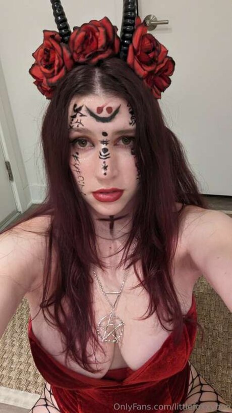 Littlefoxxyboo OnlyFans Strip