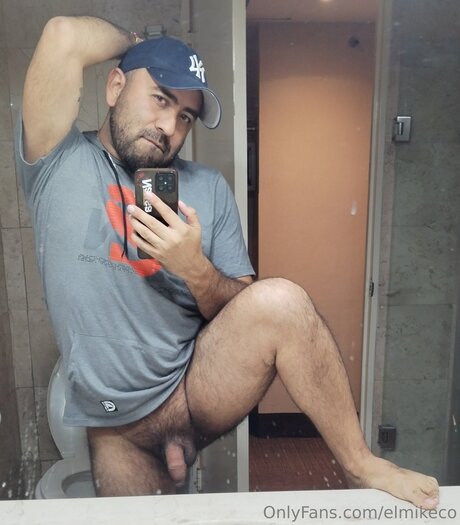 Elmikeco Oben ohne OnlyFans