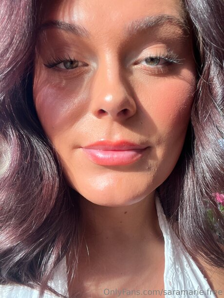 Saramarie Free OnlyFans-Model