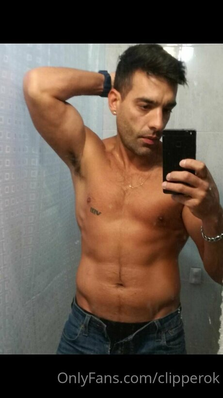 Clipperok Model OnlyFans Foto