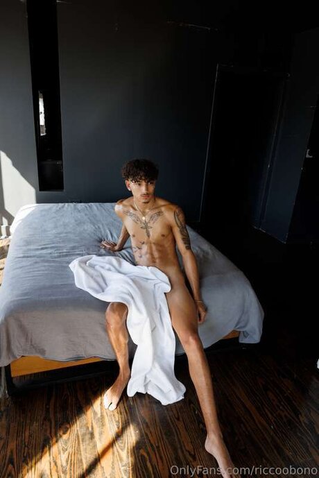 Riccoobono Kostenlose OnlyFans-Inhalte