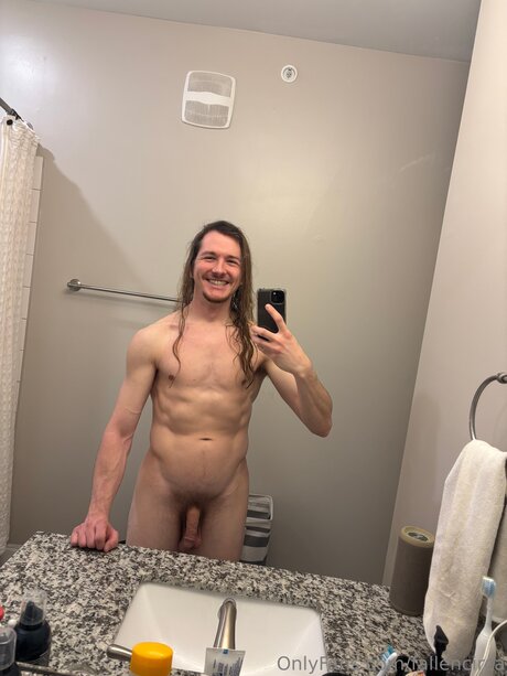 Fallencirca Leaks von Nacktbildern auf OnlyFans