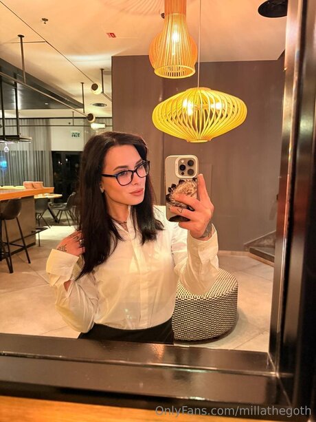 Millathegoth OnlyFans nackt
