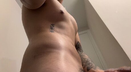Twentyfor7lost Nackt auf OnlyFans Leaks