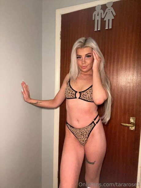 Tararose1 OnlyFans geleakte Pornografie