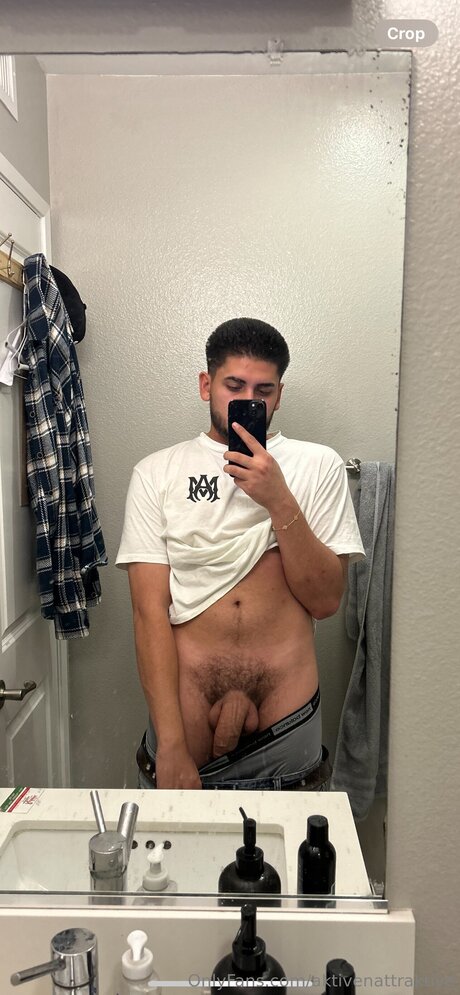 Aktivenattraktive OnlyFans-Leak