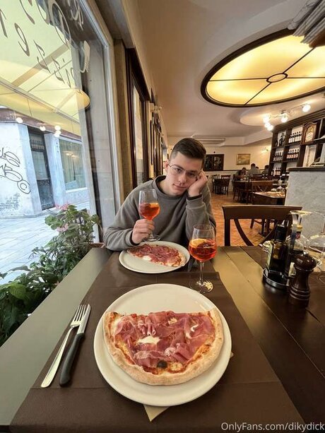 Dikydick Füße OnlyFans