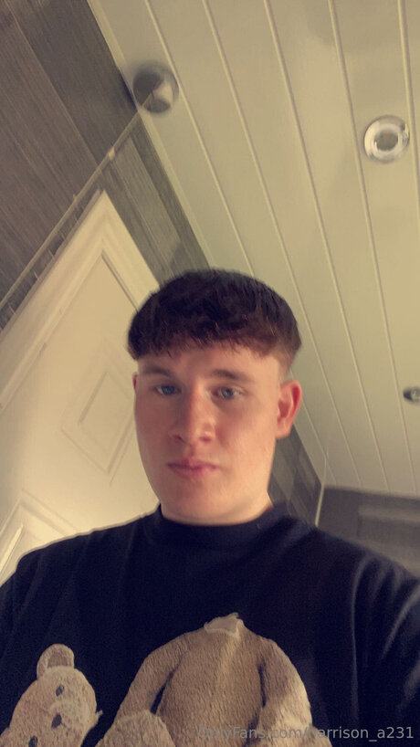 Harrison A231 Oben ohne OnlyFans