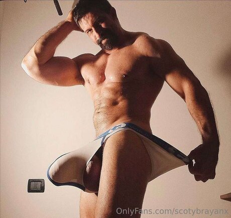 Scotybrayanx Nacktbilder von OnlyFans