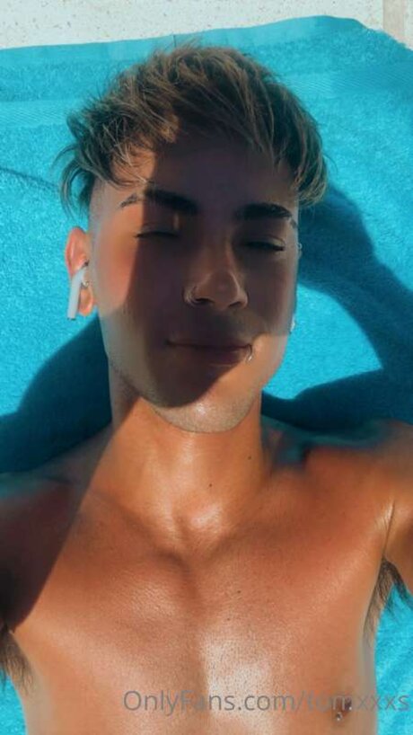 Tomxxxs Nacktbilder OnlyFans